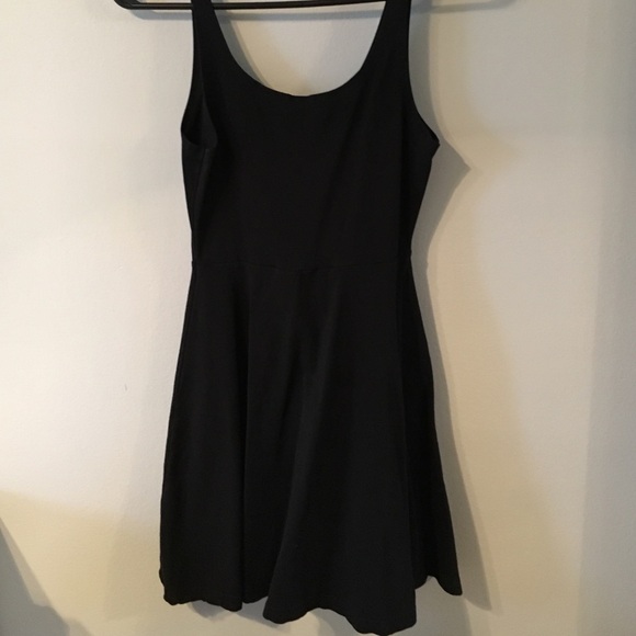 Express summer dresses - Picture 1 of 3